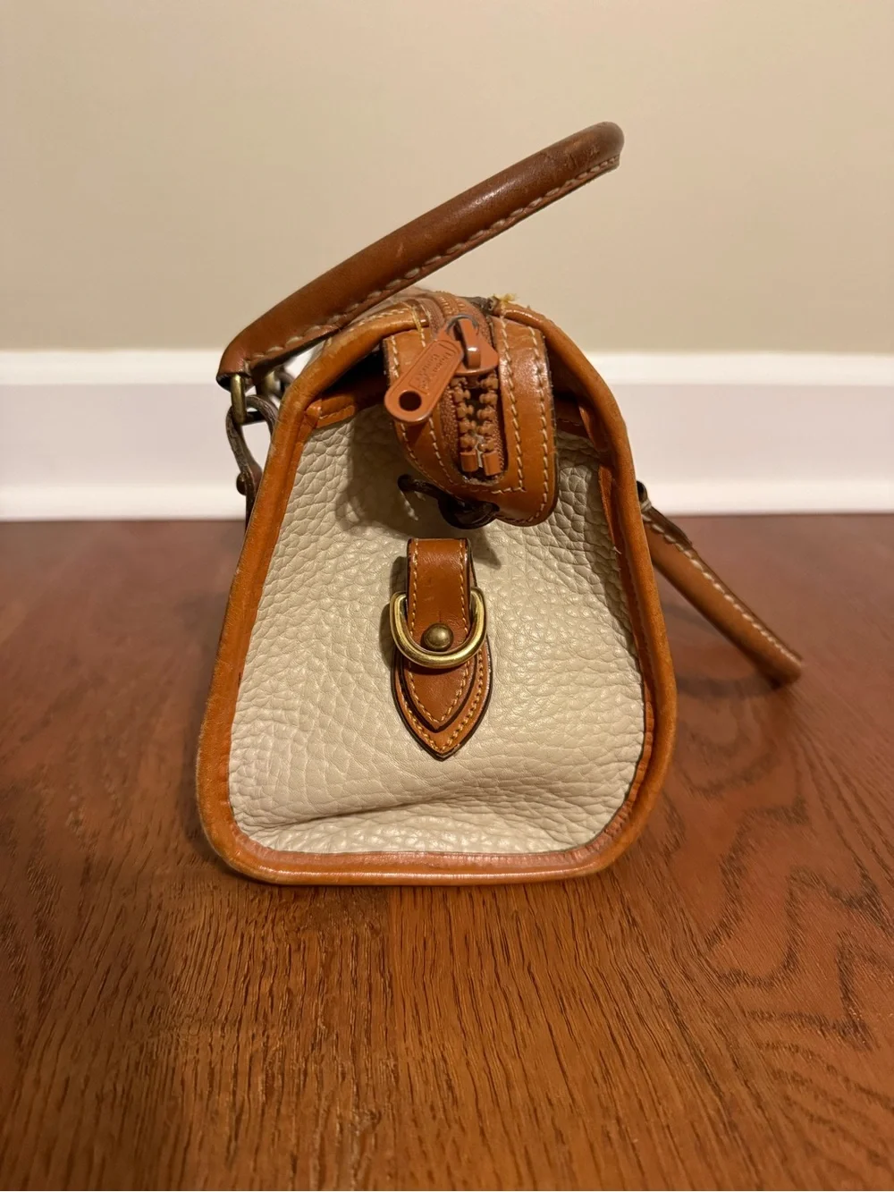 Dooney & Bourke vintage dooney